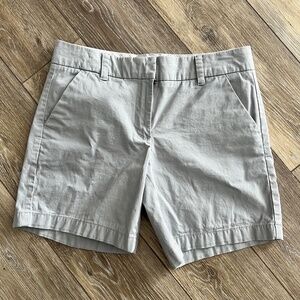 Tommy Hilfiger Shorts Womens size 4